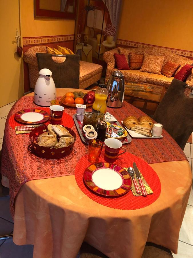 Bed and Breakfast Lagalerne Neuville-de-Poitou Экстерьер фото