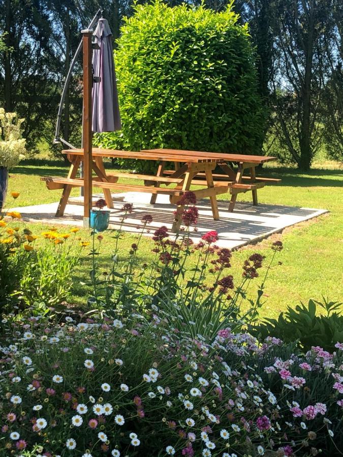 Bed and Breakfast Lagalerne Neuville-de-Poitou Экстерьер фото